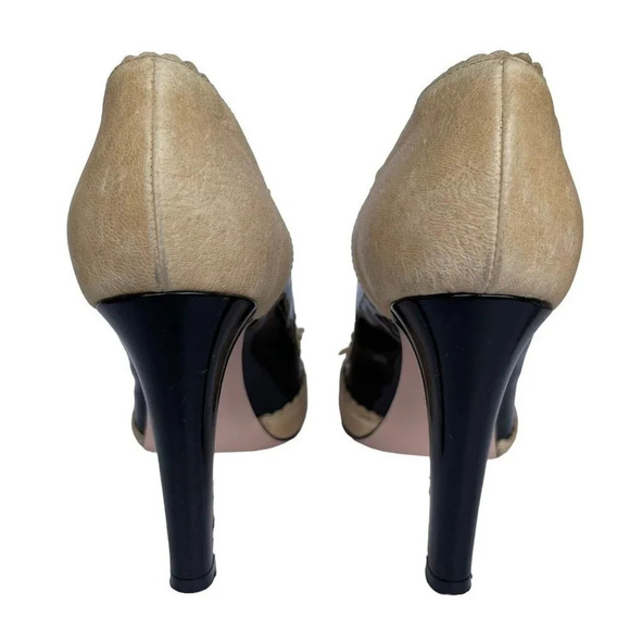 RED VALENTINO Heel Pump Size 37 Dusty Beige Black Patent Peep Toe Bow Shoes - Picture 5 of 7